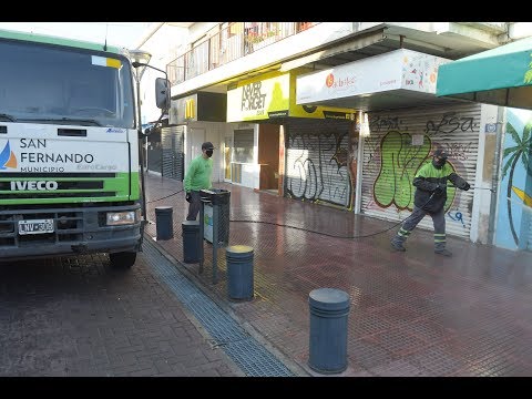 San Fernando continúa con la desinfección de frentes de casas y comercios