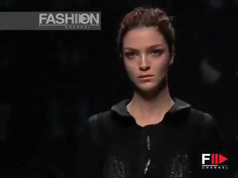 "Rochas" Autumn Winter 2004 2005 Paris 3 of 3 Pret a Porter by FashionChannel