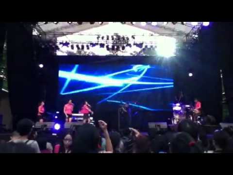 Lona Cindy @javasoulnation with Andezzz - Departure People