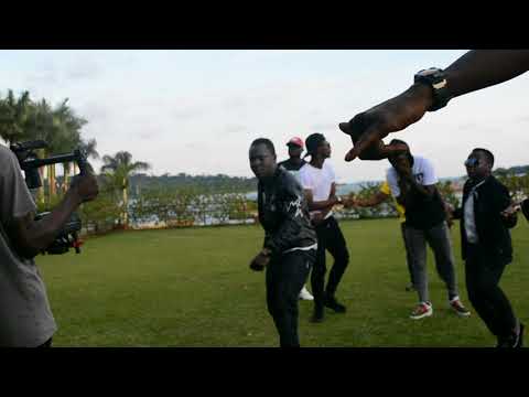Tompitako video ............Lil Joe Ft Levixone