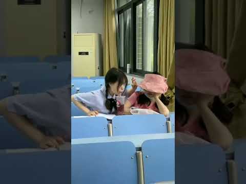 Oopps🤭🤭#gl #douyin #fypシ #lgbtq #loveislove