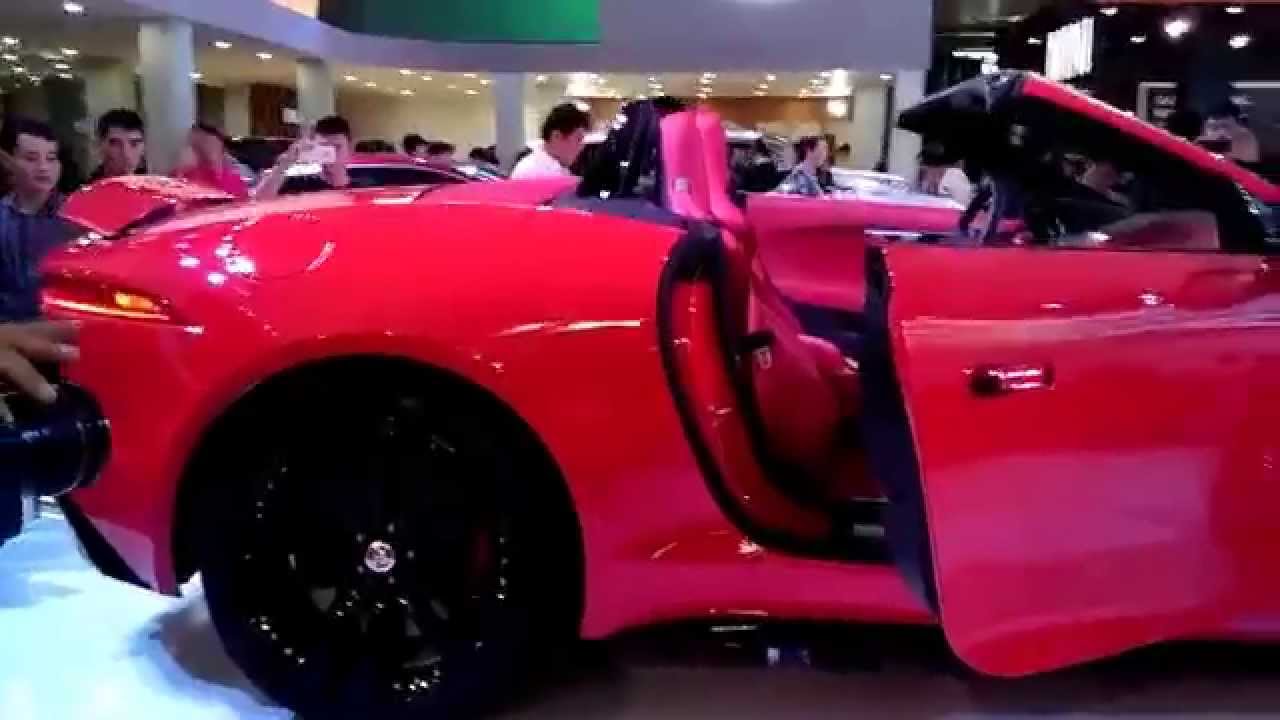 Jaguar F-Type 360 Video