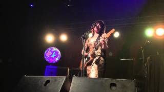 10 - Julian - Deap Vally (Live in Raleigh, NC - 3/05/16)