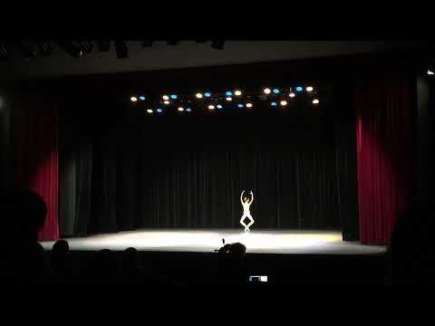 Clara Boselli - 12ans 7mois - concours chausson d'or Paris 2016 - adage