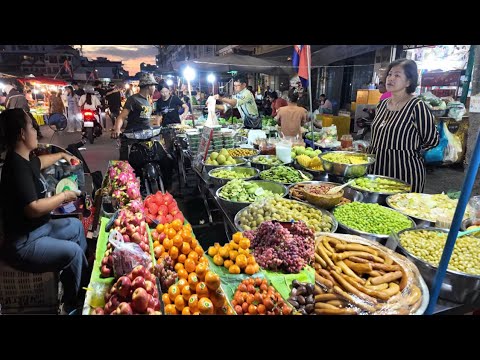 Phnom Penh Night Market, Walking Tour in Toul Tom Poung Market, Cambodia 2026