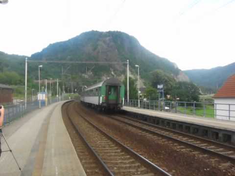 Příjezd+odjezd vlaku Os 6827 - Mojžíř