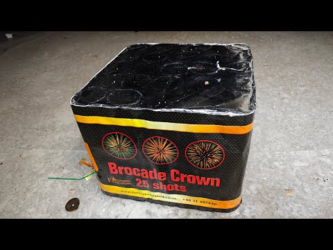 Super Brocade crown - Göteborgs FyrverkeriFabrik F3 