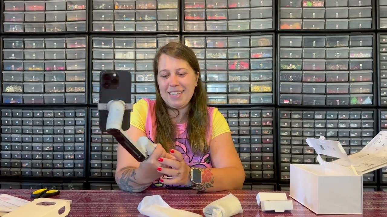 Unboxing the Insta360 Flow 2023: Compact Foldable AI Tracking Smartphone Stabilizer for Videography