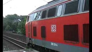 preview picture of video 'DB BR 218 Anlassen und Abfahrt Essen Steele-Ost'