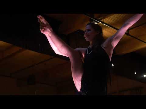 coupe de champagne acrobatique / Martini Glass / Gatsby style 2023