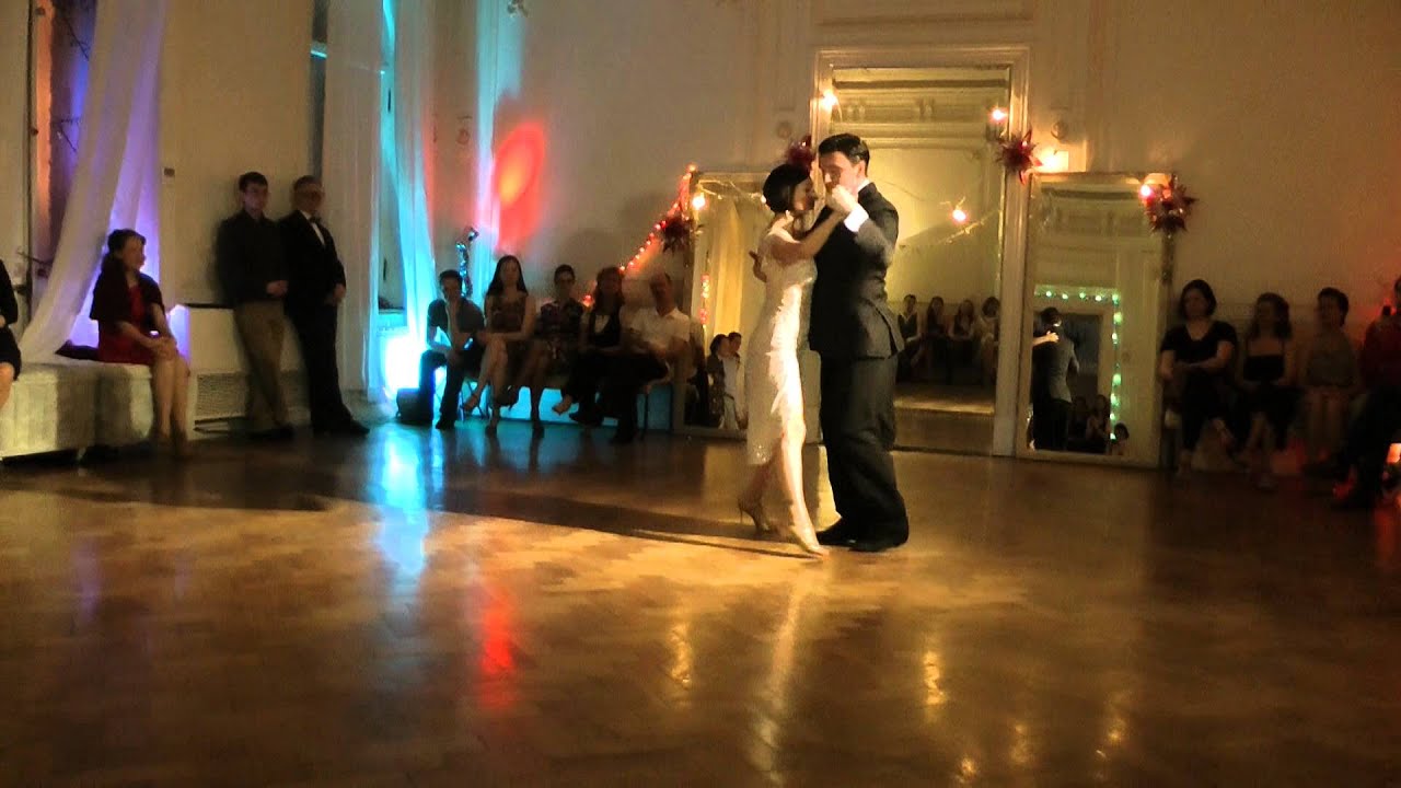 Sergey y Anna Sokhnenko, Juan D'Arienzo - Cuatro Palabras