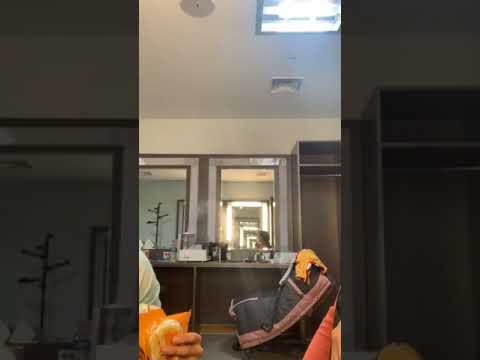 Luna (Park Sunyoung of f(x) chatting and eating) Instagram Live {1.3.20 est}