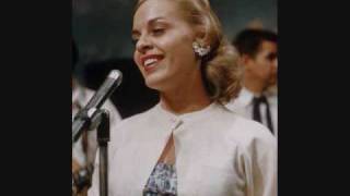 goldie hill     let me be the one