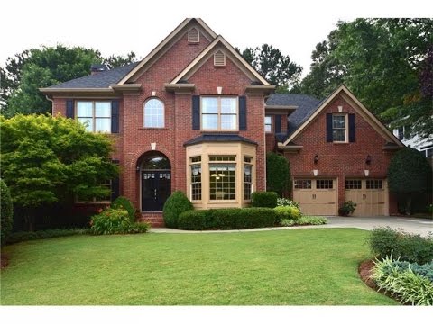 Homes for sale - 215 Glen Royal Court, Roswell, GA 30076