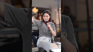 Download lagu Ngamen 88 #yeniinka #yesaoktafia #shorts mp3