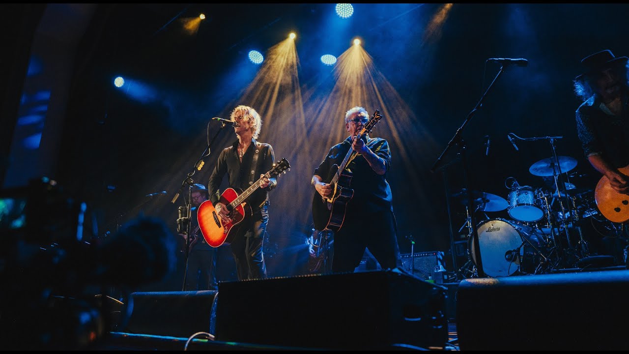 Duff McKagan – Heroes Live from Islington Assembly Hall feat. Steve Jones of Sex Pistols