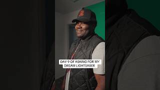 Download lagu Day 9 of asking for my dream lightsaber #starwars mp3