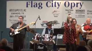 Justin Trevino &amp; Amber Digby - The Right Combination