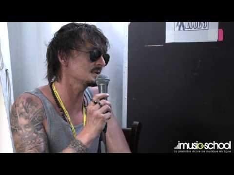 🎸 Meet CC, guitarist of SHAKA PONK - An interview with Sébastien BONIFAY for imusic-school