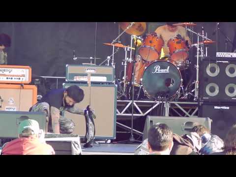 DESTRUYE Y DESTRUYE (NOISE)