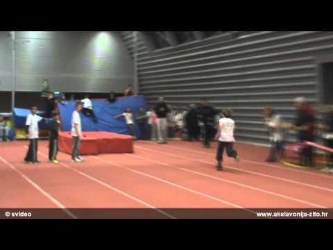 DVORANSKO PRVENSTVO ATLETSKE ŠKOLE (2012) - štafeta limači