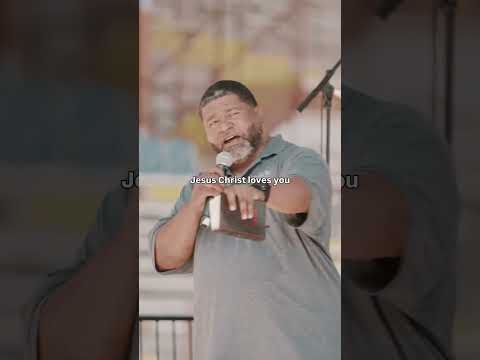 Inmate preaches Jesus to thousands! #jesus #preaching #jesuschrist #preacher