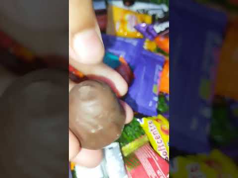 Golden Pack wala Cadbury  Chunk#lollipop #icecream #toffee #candy #jelly #lollipopcandy #cadbury
