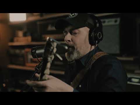 Boogie Beasts - Grinnin' In Your Face (Son House cover)