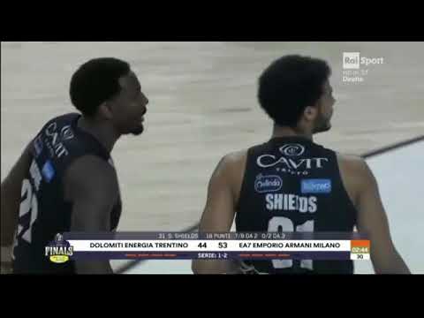 Shavon Shields vs Armani Milano G4 and G5