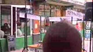 Komputer - Chirpy (Live on Spitalfields Market 2002)