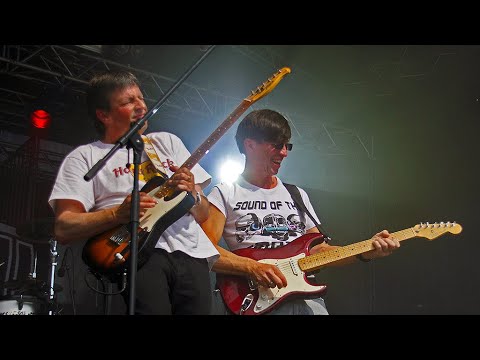 PHOENIX CONTACT BAND - Smoke On The Water (Deep Purple Cover)