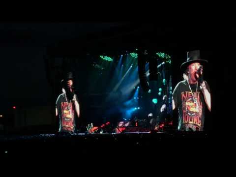 Guns N' Roses - Whole Lotta Rosie - Prague 4.7.2017 (4K)