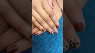 Tiger print nail art