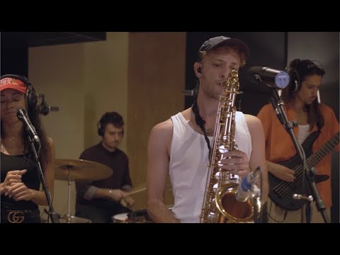 Vic Mirallas ft. Horny Section - Súper Vacío (live session)