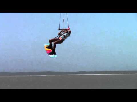 Kitesurfing Technique - Double Back Loop Down Loop Transition Slow Mo