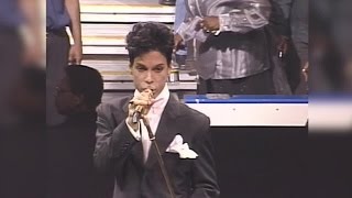 Prince performs at Kemper Arena in Kansas City, 2004