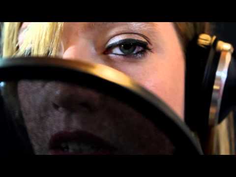 Kings Of Leon - Use Somebody | Alexa Wagner Cover