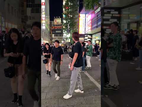 今の日本では外国人が読みやすいようにローマ字表記の方が良いです。昔は駅の表記はほとんど漢字でした。#shorts