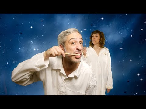 Julia und Mo - Ach wie müde (offizielles Video)