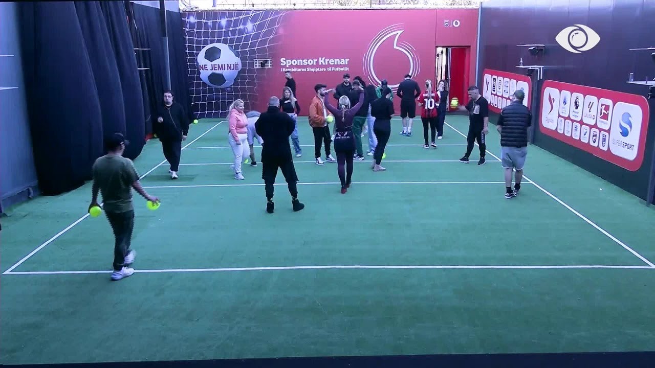 Nis loja në arenën e Supersport, dy skuadrat ‘luftojnë’ kundër njëra-tjetrës - Big Brother VIP 3