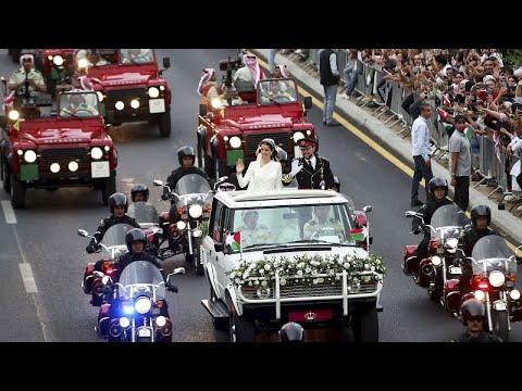 بعد نهار طويل.. الأردن يحتفل بزفاف ولي العهد الأمير حسين والسعودية رجوة آل سيف