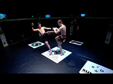 Drew Davis v Bryce Bradbeer