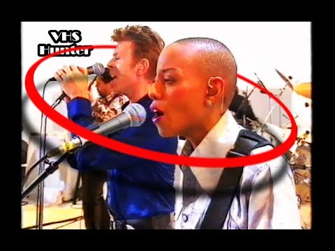 Under Pressure - David Bowie en Vivo TV Británica