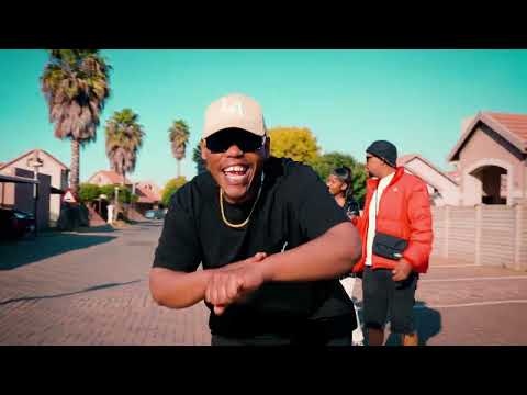 Khadeair & Dankie Sbiya - Ke Nako Ft. Ntate Stunna, Tribby Wadi Bhozza & Mbatha (Performance Video)