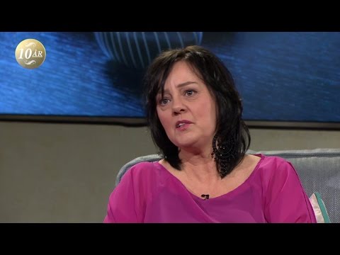 Åsa Jinder: "Ska aldrig själen få ro hos någon?" - Malou Efter tio (TV4)