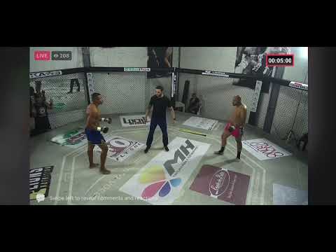 Primeira luta profissional