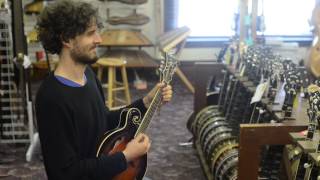 The Duhks jam at Elderly Instruments