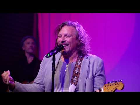 Shebeen feat. Stephan Ullmann  -  Feel   2017