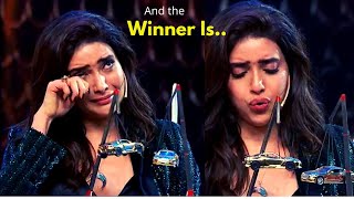 KKK 10: Khatron Ke Khiladi 10 Winner Is Karishma Tanna, Lifted a Trophy