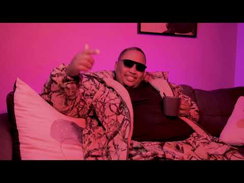 Malome Vector-Pelo (official visualizer)